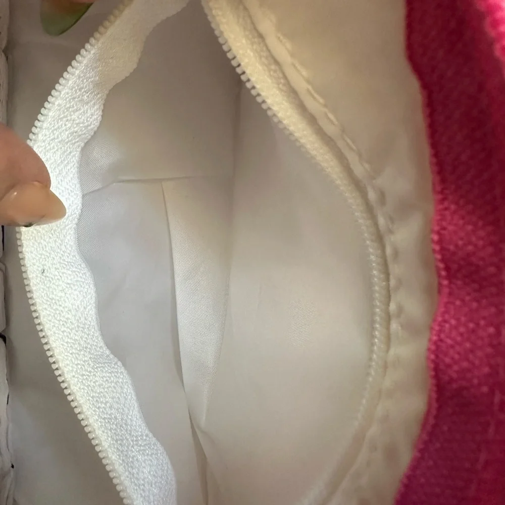 NWT Lesportsac Lulu Zebra Stripe - Picture 4 of 4